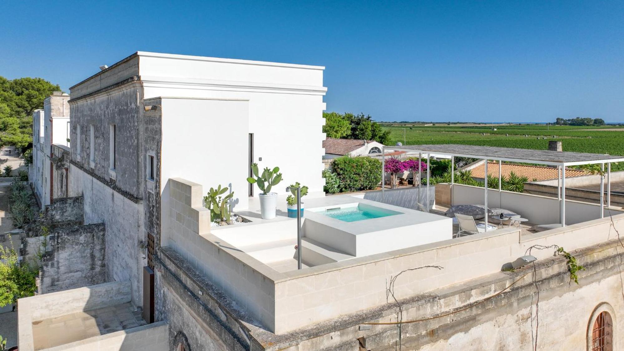Emera Wine Resort By Raro Villas Lizzano  Exterior foto